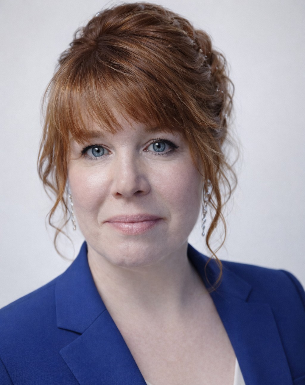 Professional Headshot of Theresa Moore